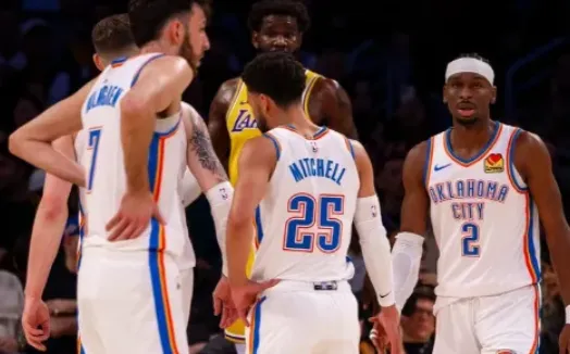 开云-太残暴了！雷霆连续3场比赛至少赢对手35分，NBA历史首队